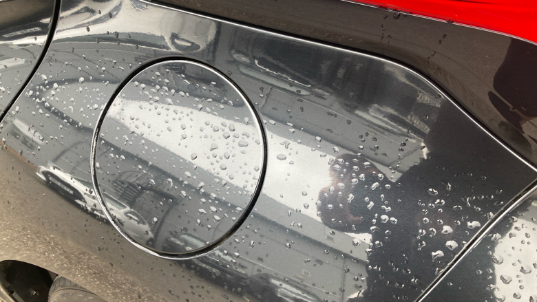 Toyota Yaris 1.5 Hybrid Dynamic 5dr CVT Hybrid Hatchback